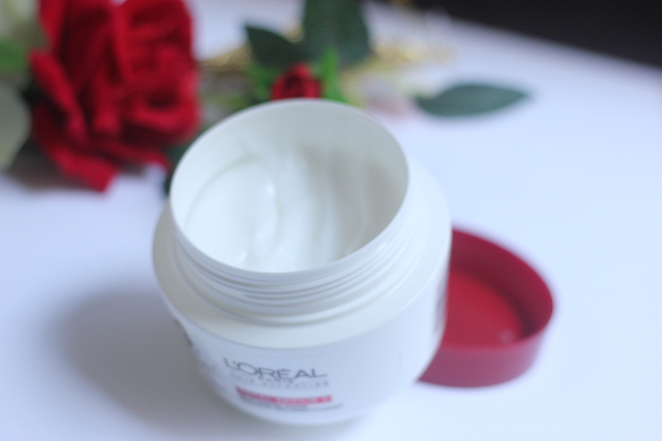 Loreal Paris Total Repair 5 Restoring Hair Mask Review 3