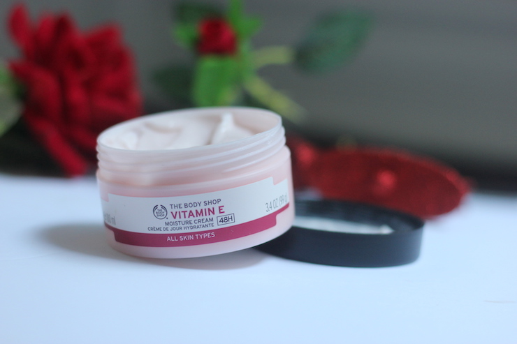 The Body Shop Vitamin E Moisture Cream Review 3